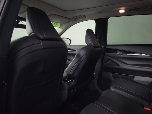 Certified 2025 INFINITI QX60 Pure FWD image 13