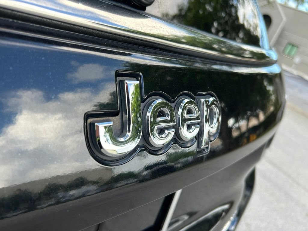 Certified 2020 Jeep Compass Latitude FWD image 36