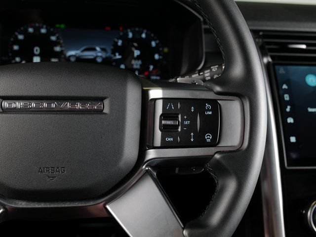 Certified 2025 Land Rover Discovery Dynamic SE AWD/4WD image 20