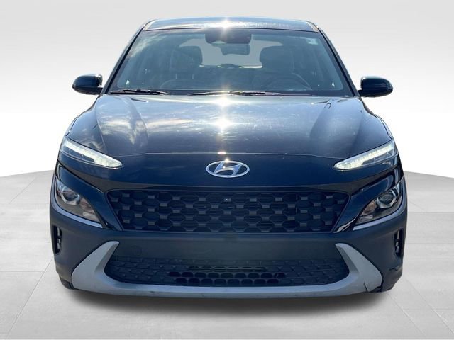 Used 2023 Hyundai Kona SE w/ Cargo Package image 2