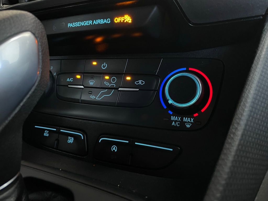 Used 2020 Ford Transit Connect XL image 38