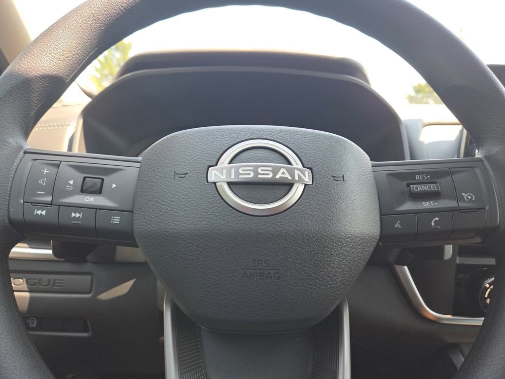 New 2026 Nissan Rogue S image 32