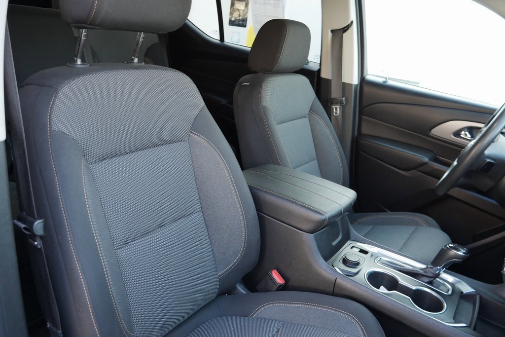 Used 2020 Chevrolet Traverse LS w/ LPO, Floor Liner Package image 22