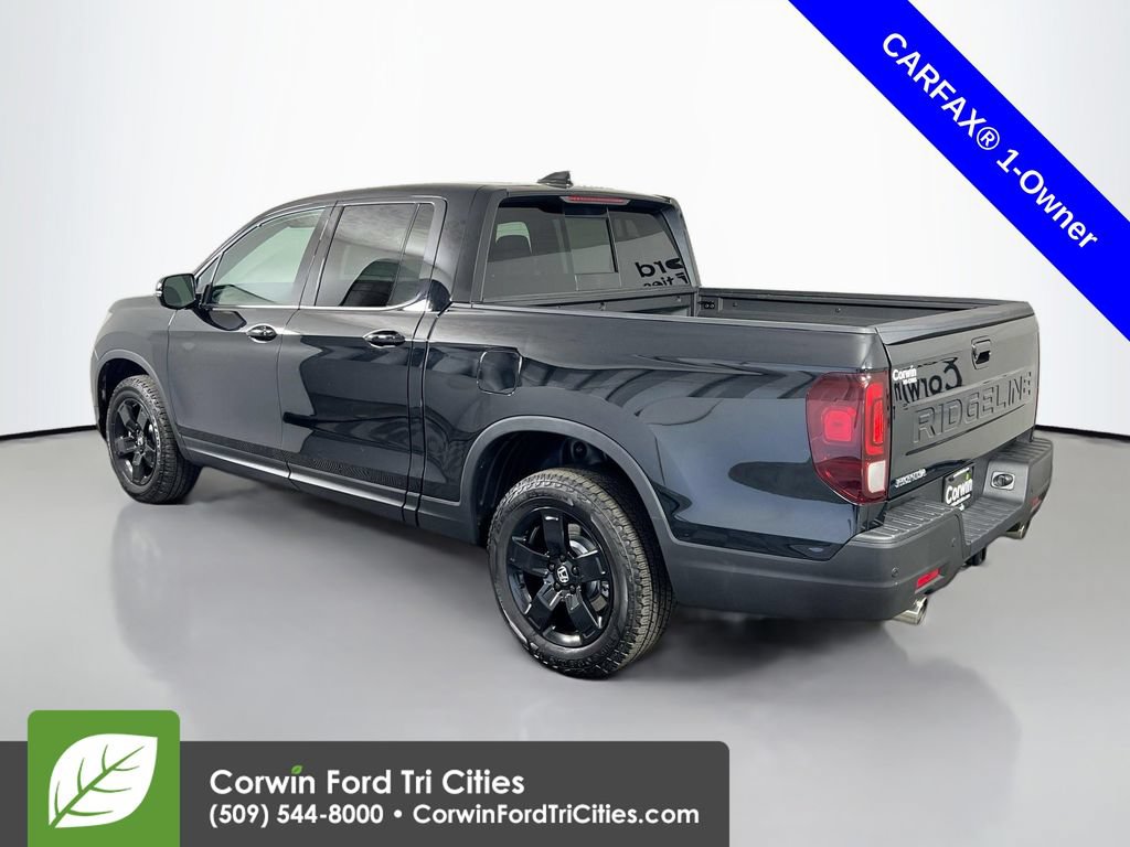 Used 2025 Honda Ridgeline Black Edition image 11