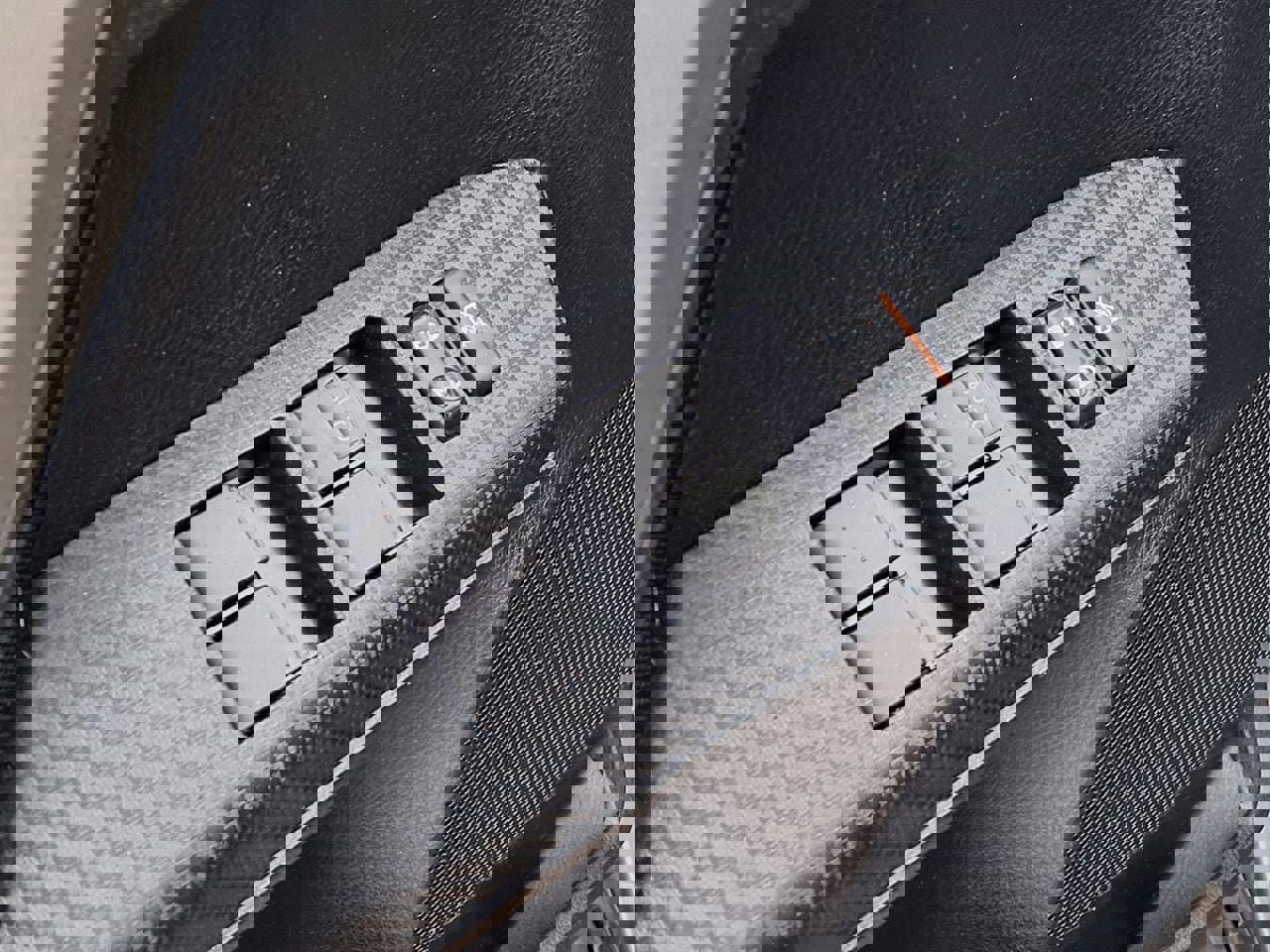 Used 2015 Toyota RAV4 LE image 14