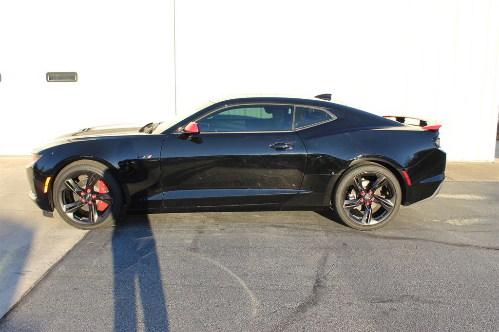 Used 2023 Chevrolet Camaro LT w/ RS Package image 5