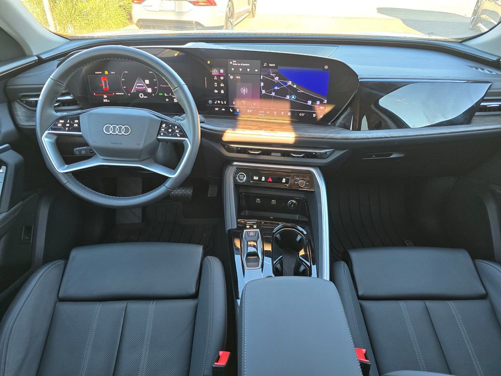 Used 2025 Audi Q5 Premium Plus w/ Premium Plus image 13
