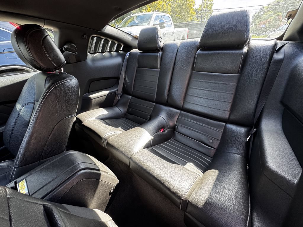 Used 2012 Ford Mustang GT Premium w/ Security Pkg RWD image 13