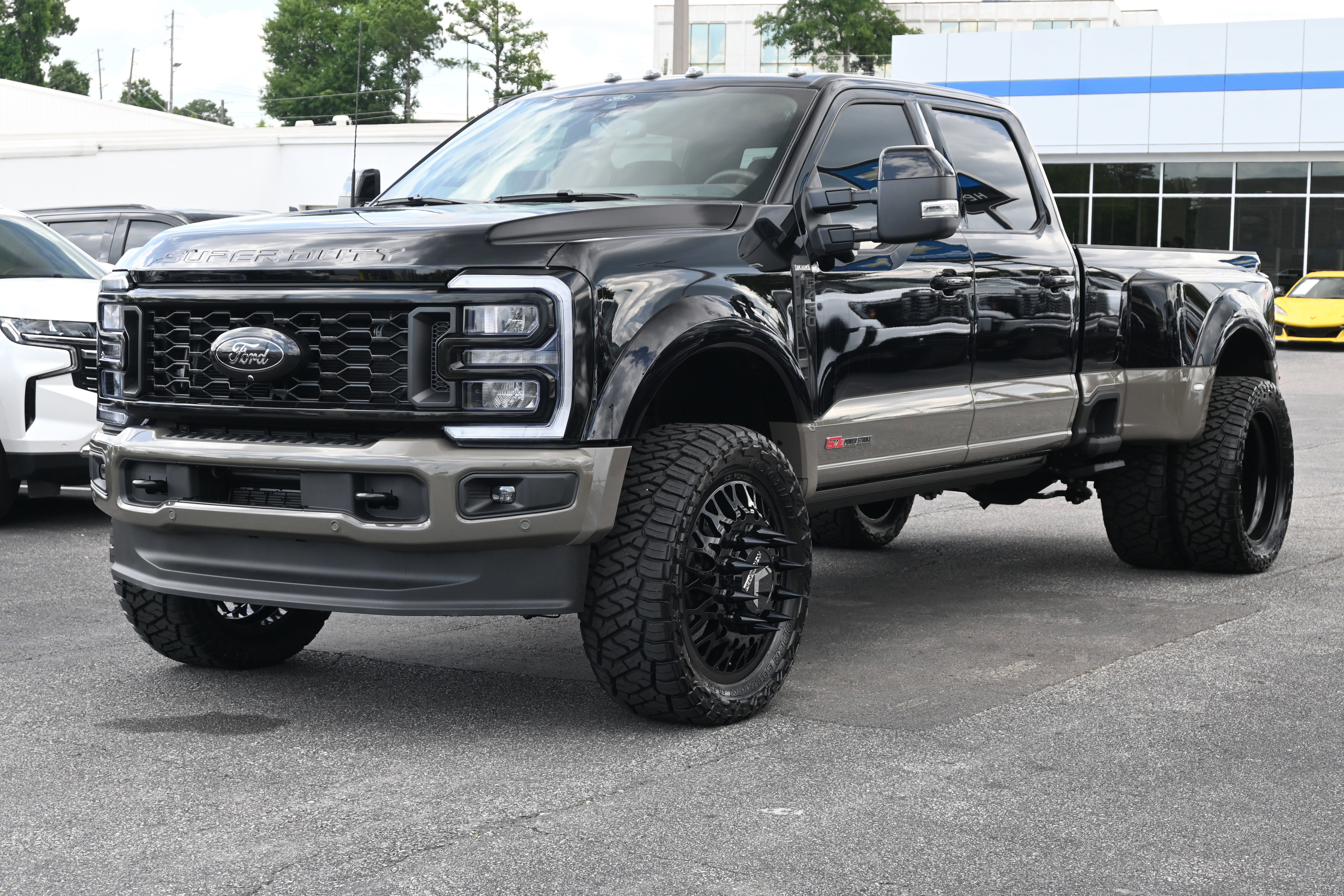 Used 2026 Ford F450 King Ranch w/ Snow Plow/Camper Package AWD/4WD image 5