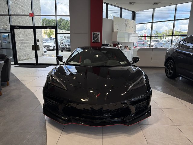 Used 2023 Chevrolet Corvette Stingray Premium Conv w/ Z51 Performance Package RWD image 3