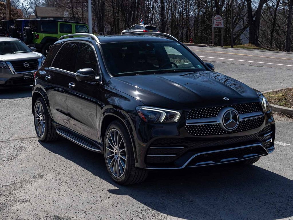 Used 2023 Mercedes-Benz GLE 450 4MATIC image 3