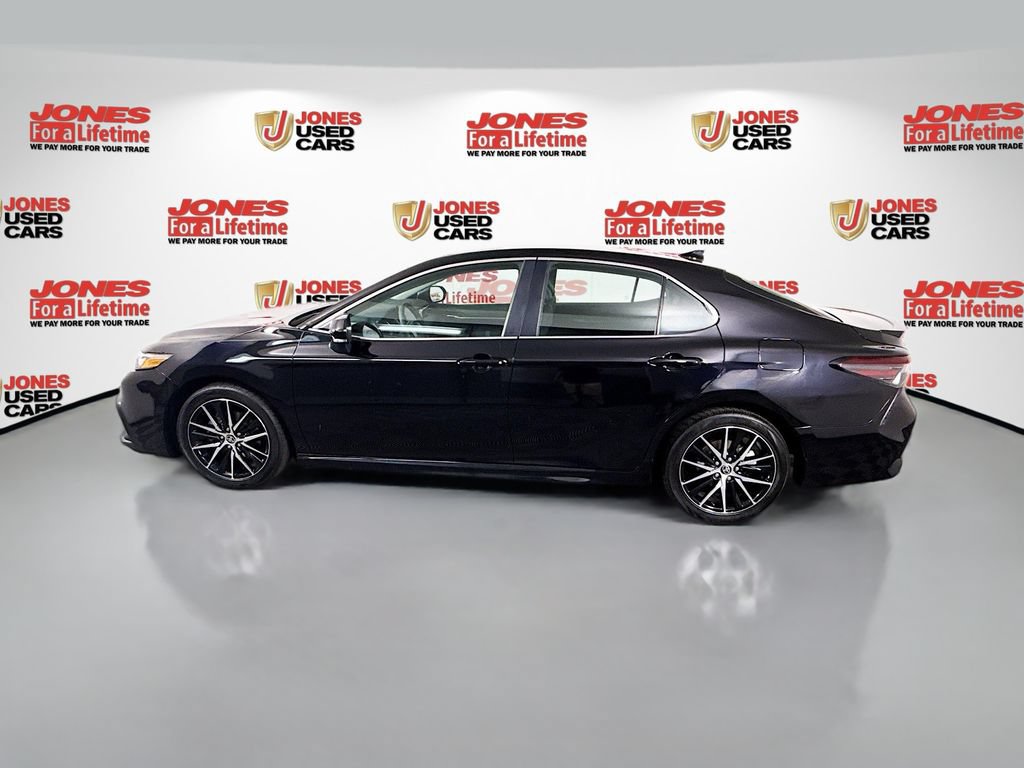 Certified 2024 Toyota Camry SE FWD image 13