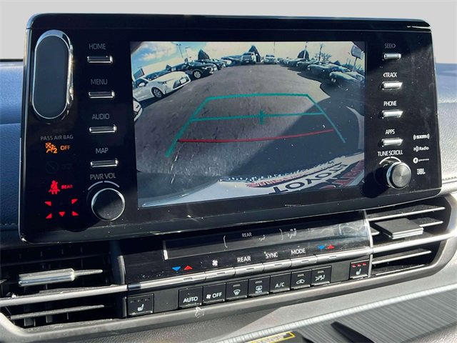 Certified 2024 Toyota Sienna XLE Woodland Edition image 38