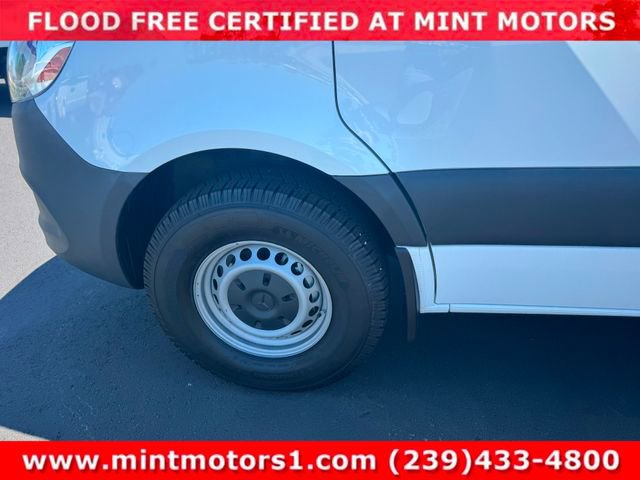 Used 2021 Mercedes-Benz Sprinter 1500 image 27
