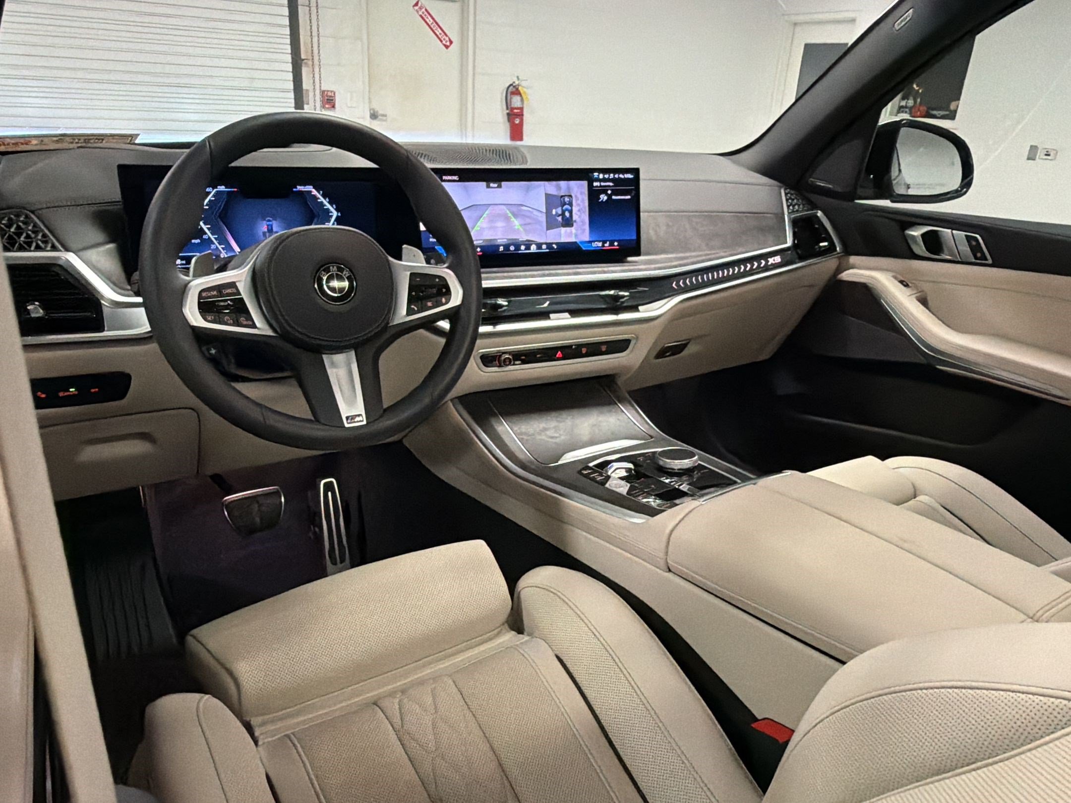 Certified 2025 BMW X5 sDrive40i w/ M Sport Package RWD image 28