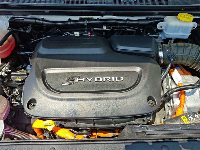 Certified 2022 Chrysler Pacifica Touring-L FWD image 28