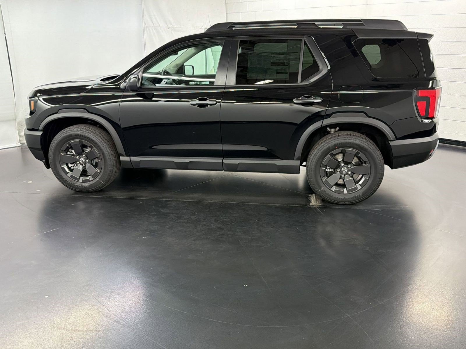 New 2026 Honda Passport RTL image 2