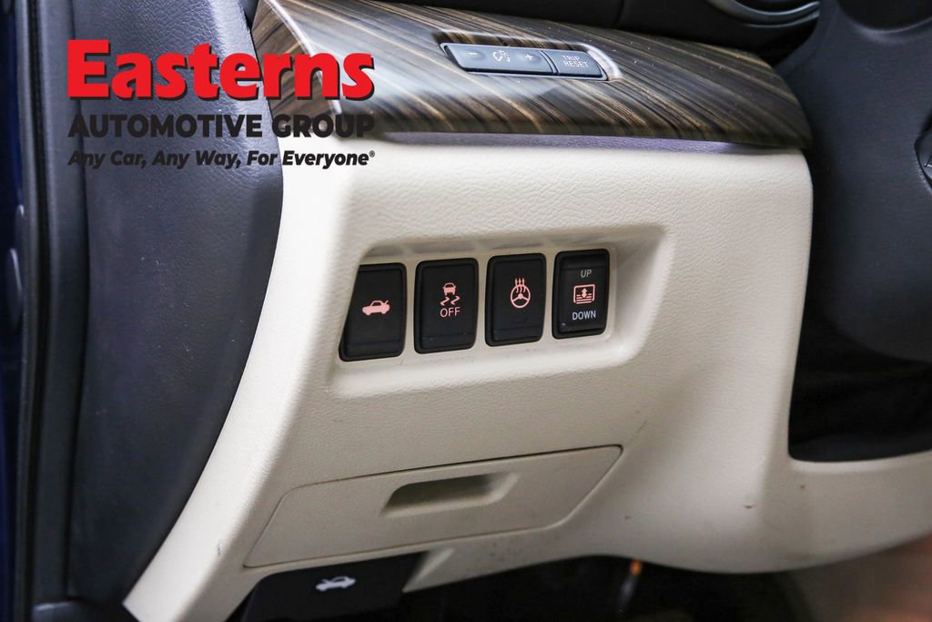 Used 2016 Nissan Maxima Platinum w/ Interior Lighting Package image 24