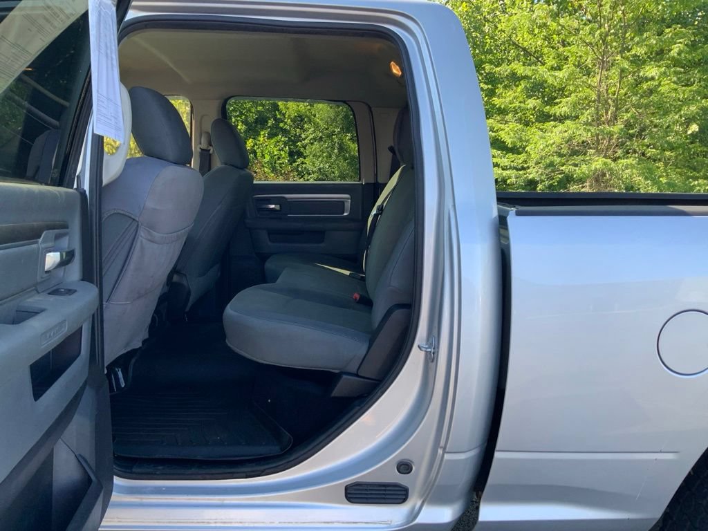 Used 2016 RAM 2500 SLT AWD/4WD image 24