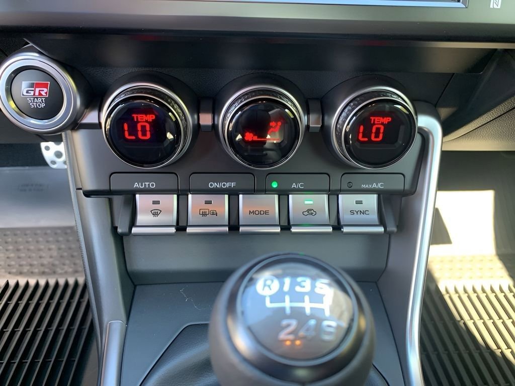 New 2025 Toyota GR86 Premium image 20