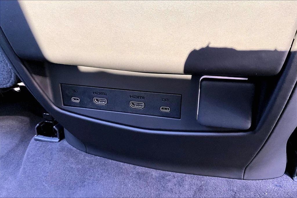 New 2026 Cadillac Escalade Platinum Sport AWD/4WD image 20