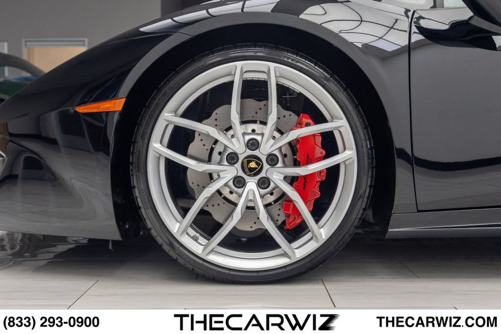 Used 2016 Lamborghini Huracan LP 580-2 RWD image 11