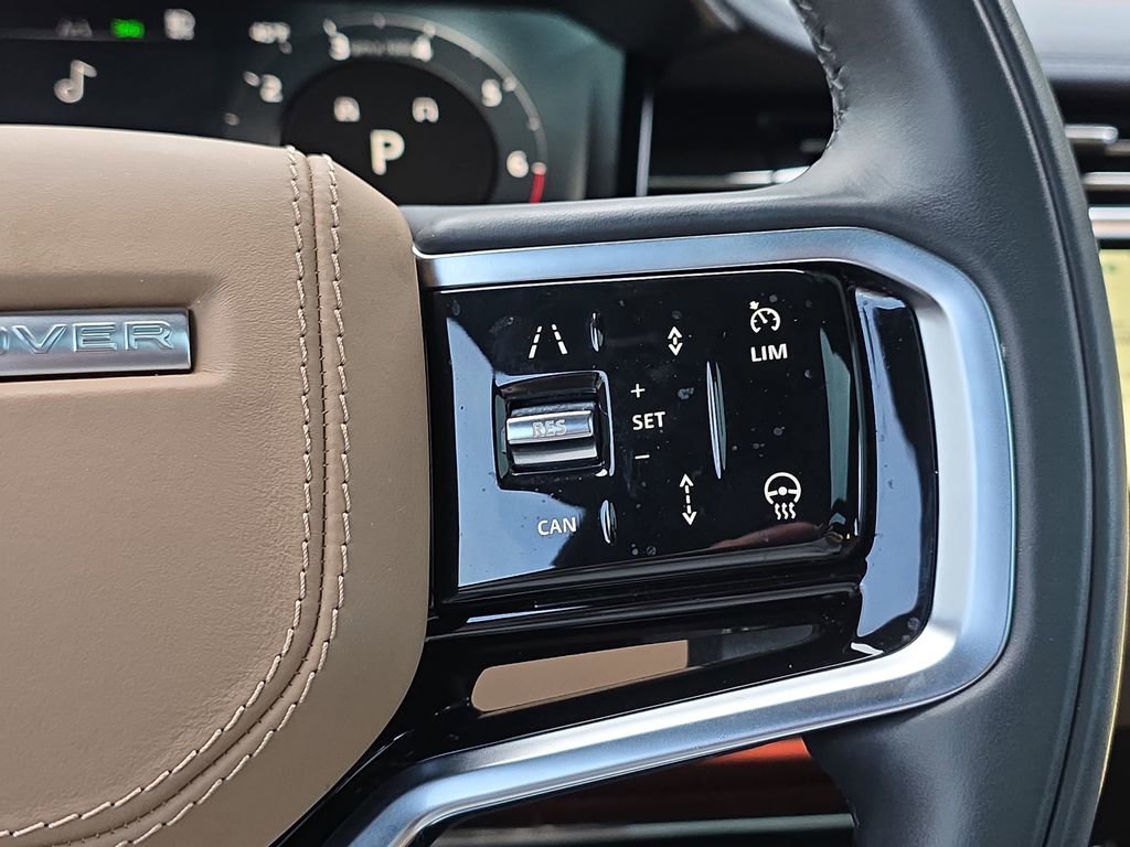 Used 2024 Land Rover Range Rover Sport SE image 21