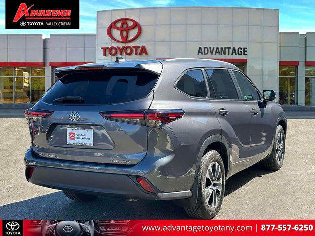 Certified 2024 Toyota Highlander XLE image 7