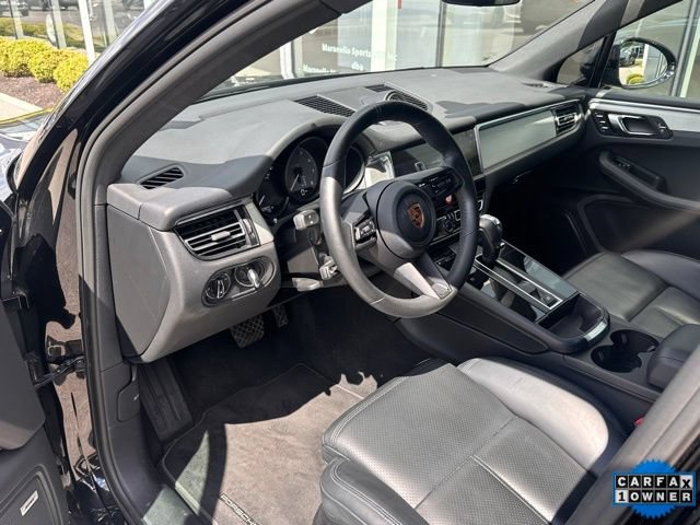 Used 2023 Porsche Macan S w/ Premium Package AWD/4WD image 11