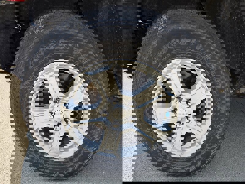 Used 2018 Jeep Wrangler Unlimited Sport image 9