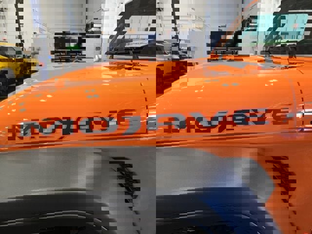 New 2025 Jeep Gladiator Mojave w/ Convenience Group image 9