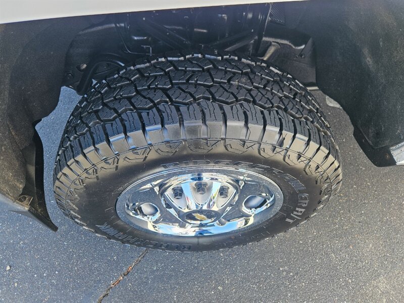 Used 2017 Chevrolet Silverado 2500 W/T AWD/4WD image 19