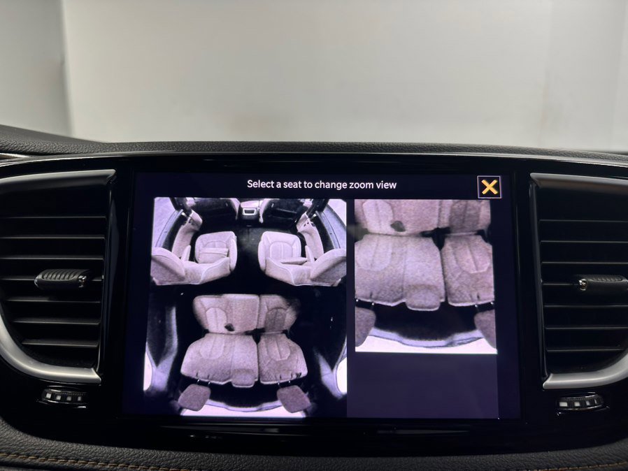 Used 2022 Chrysler Pacifica Pinnacle image 67