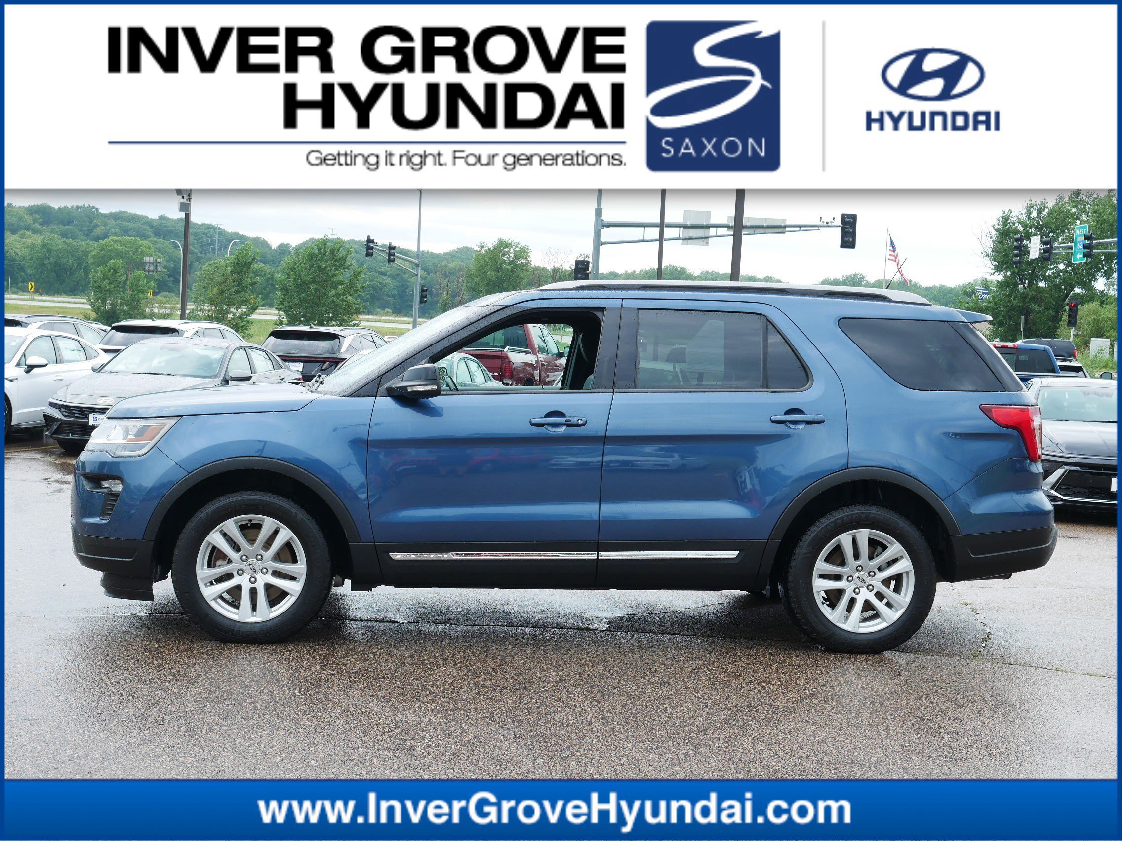 Used 2018 Ford Explorer XLT w/ Equipment Group 202A AWD/4WD image 1