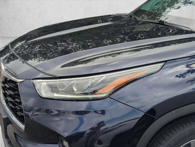Used 2022 Toyota Highlander Platinum AWD/4WD image 14