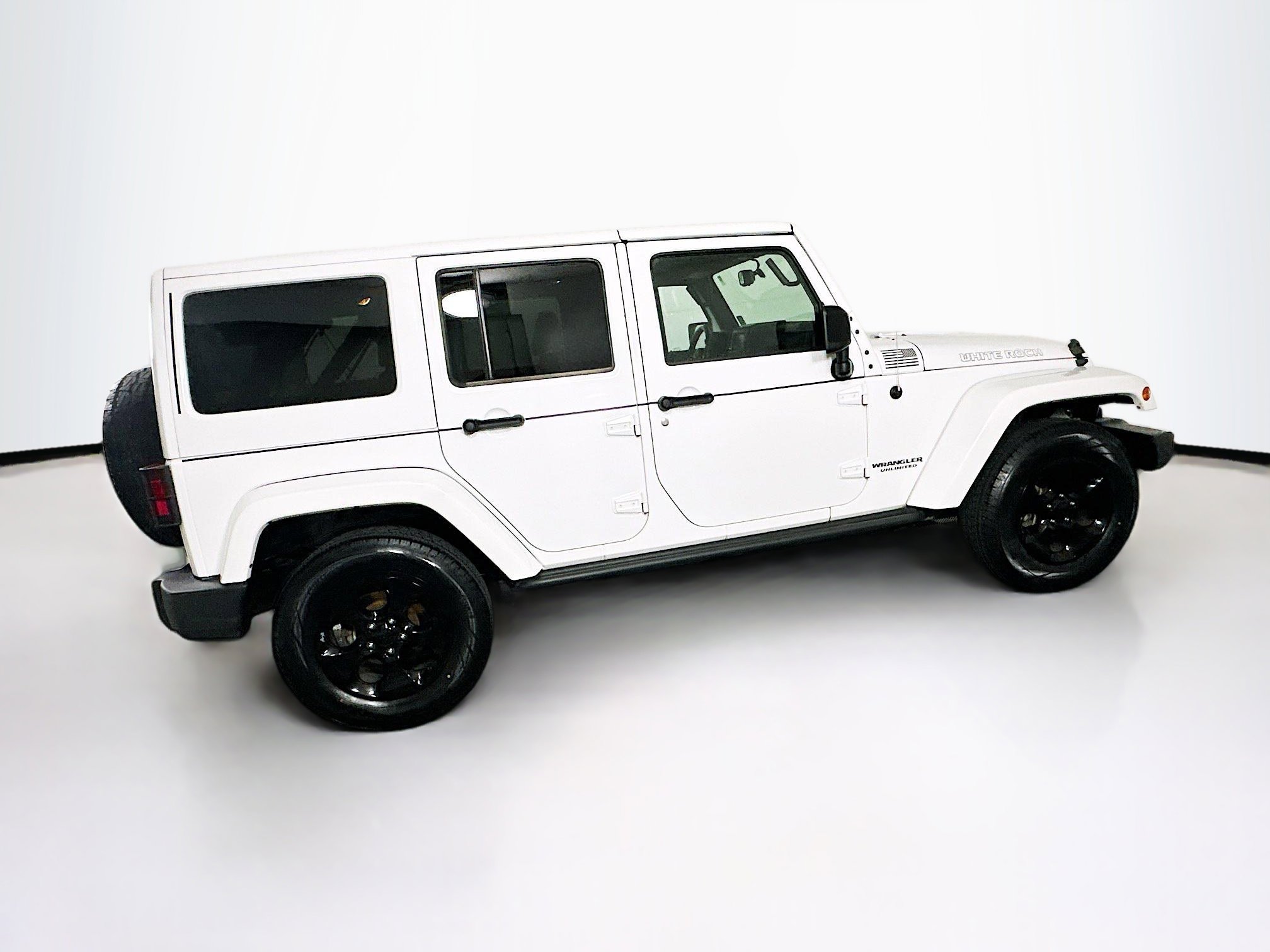 Used 2015 Jeep Wrangler Altitude image 10