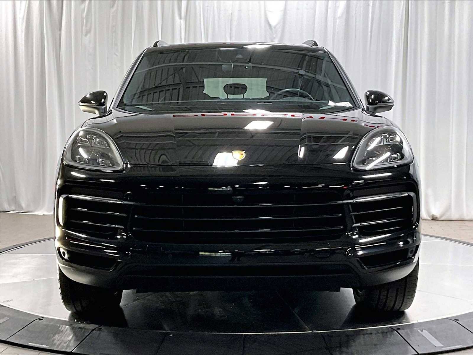 Used 2022 Porsche Cayenne image 13