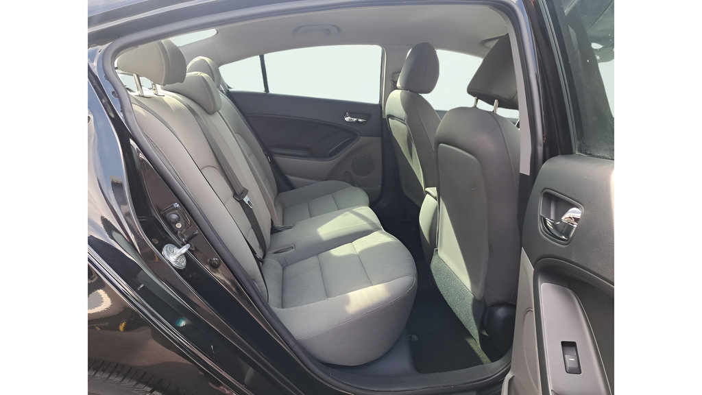 Used 2016 Kia Forte LX FWD image 13