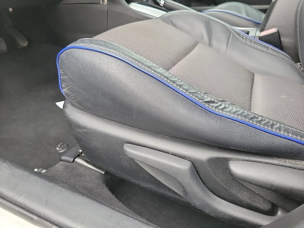 Used 2018 Toyota Corolla SE FWD image 12