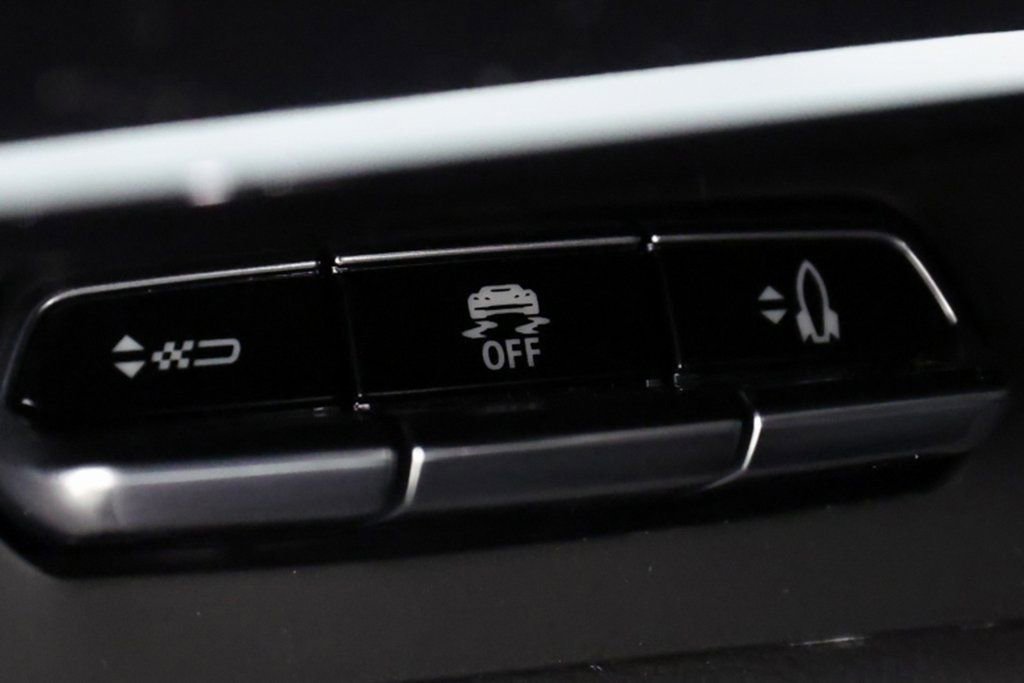 Used 2026 Chevrolet Corvette ZR1 w/ ZR1 Carbon Fiber Aero Package image 27