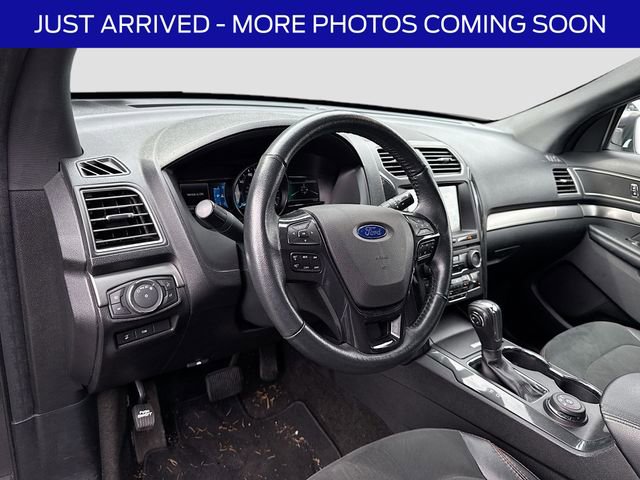 Certified 2018 Ford Explorer XLT w/ Equipment Group 202A image 11