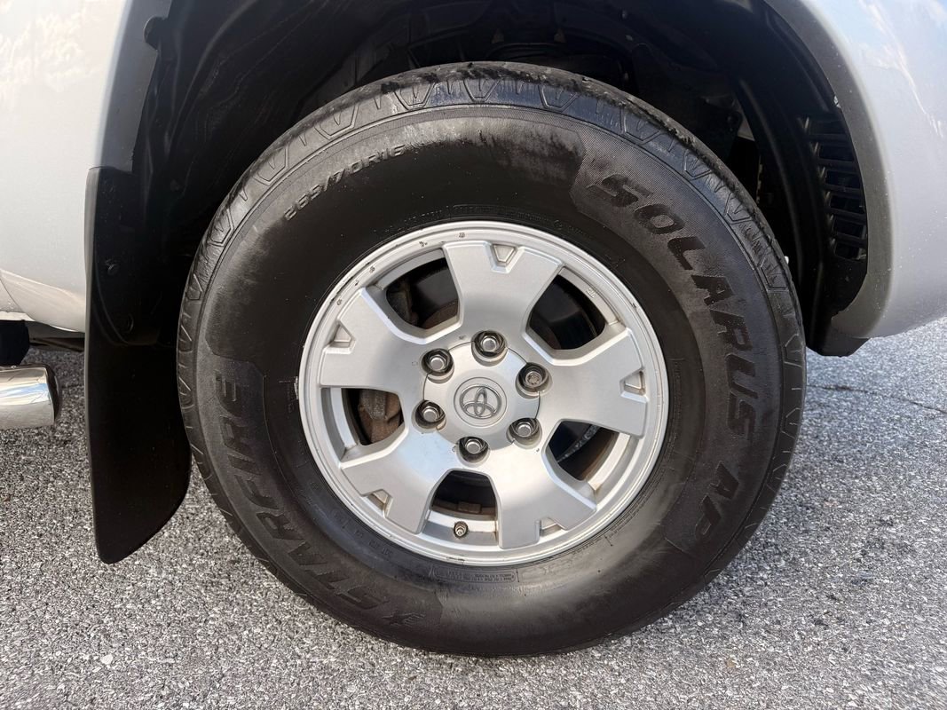 Used 2010 Toyota Tacoma 4x4 Double Cab image 29