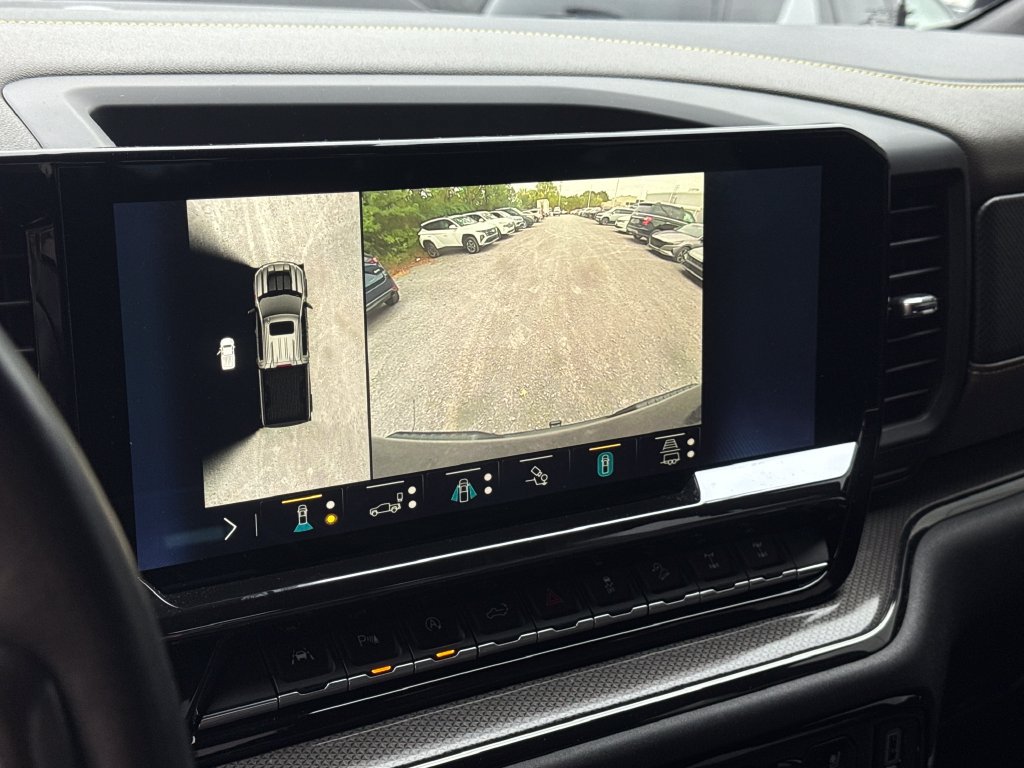 Used 2022 Chevrolet Silverado 1500 ZR2 AWD/4WD image 21