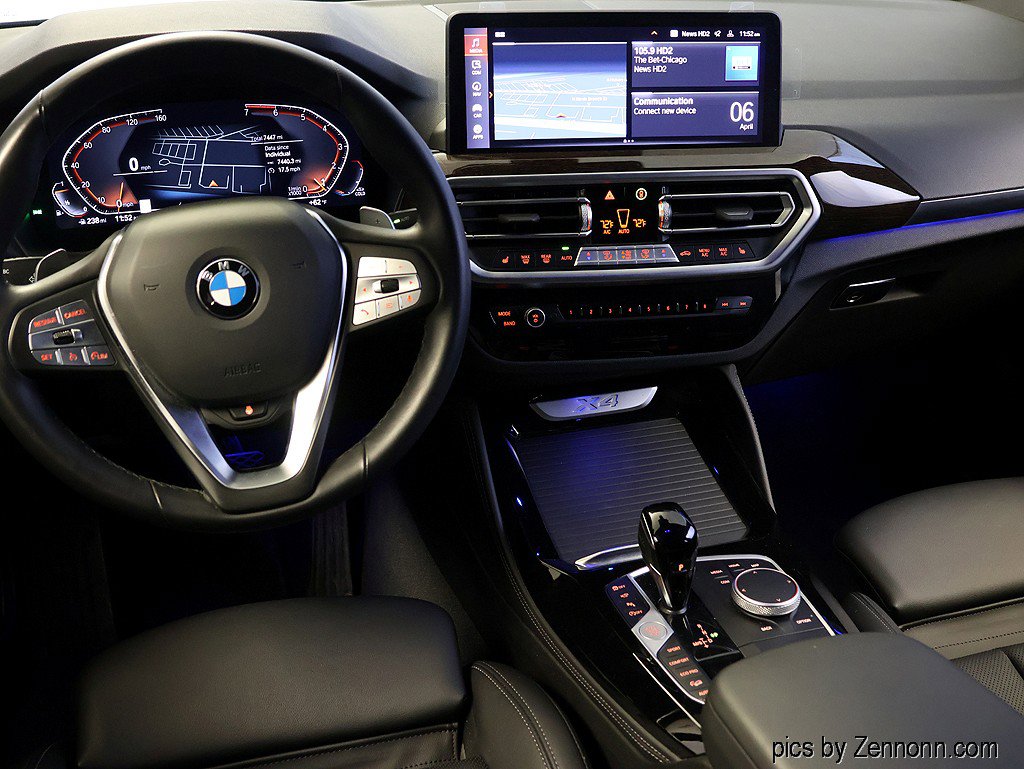 Used 2025 BMW X4 xDrive30i w/ Premium Package image 16