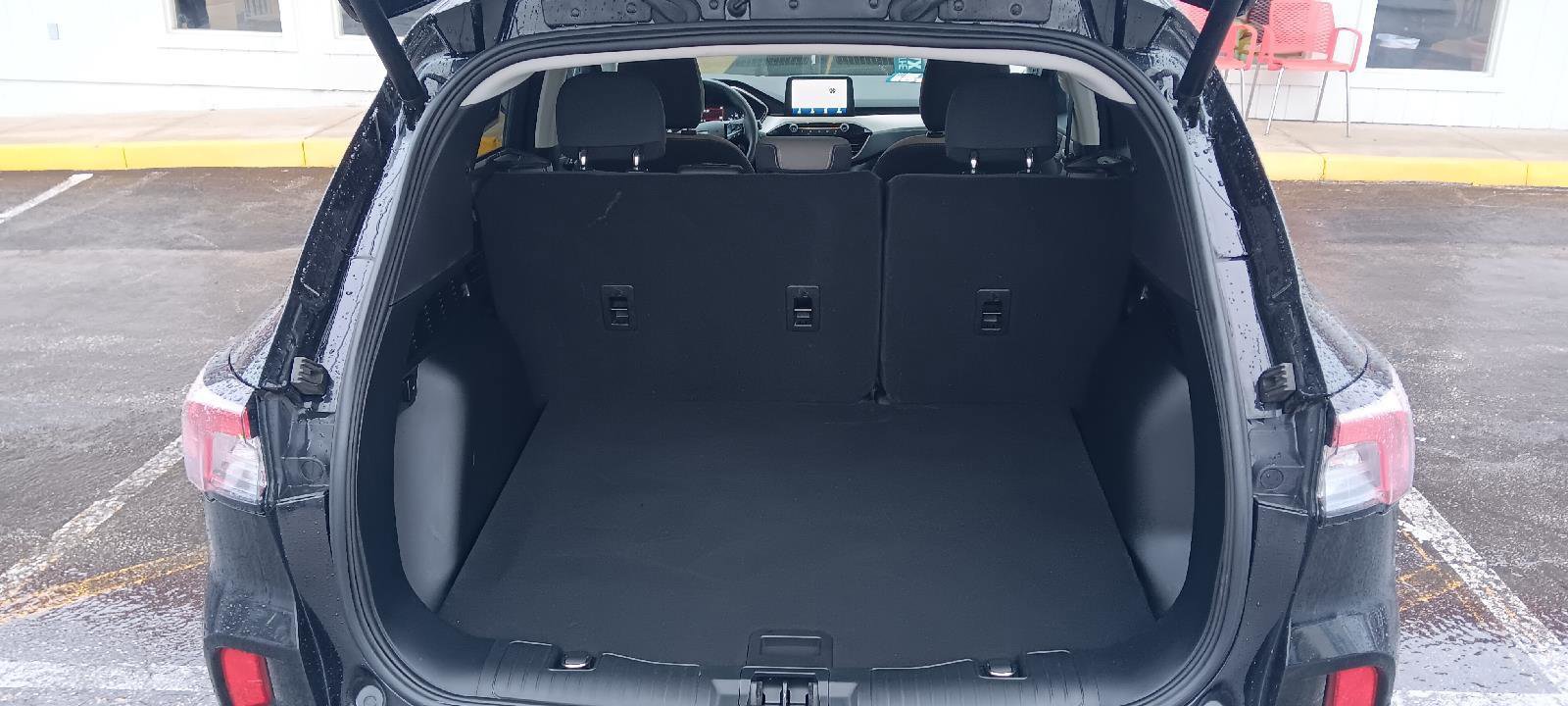 Used 2022 Ford Escape SE w/ Convenience Package image 25