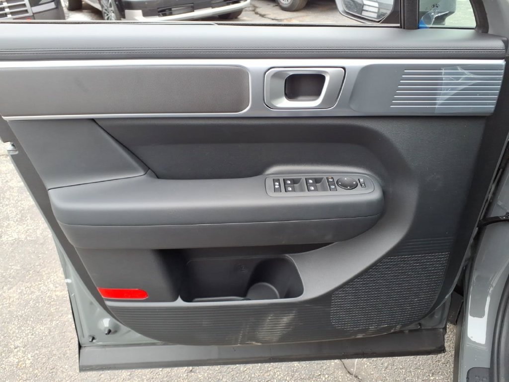 New 2026 Hyundai Santa Fe SE FWD image 13