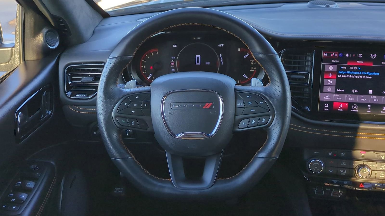 Used 2023 Dodge Durango R/T w/ Hemi Orange Plus Package image 29