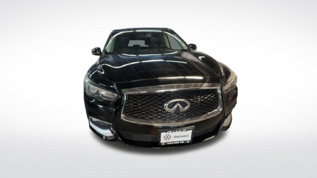 Used 2016 INFINITI QX60 Luxe AWD/4WD image 2