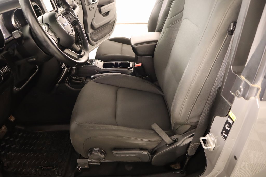 Used 2020 Jeep Wrangler Sport image 11