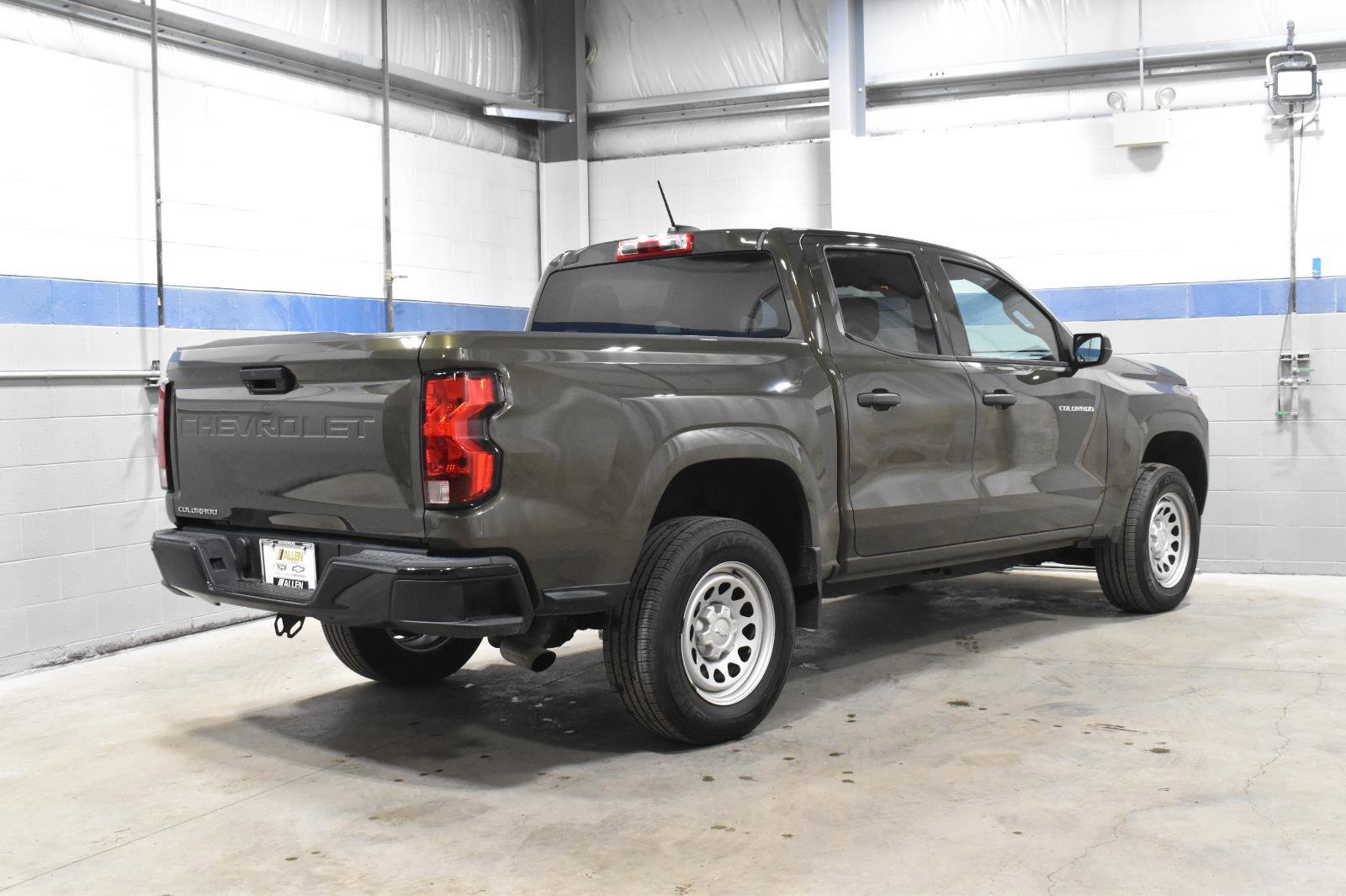 Used 2023 Chevrolet Colorado W/T RWD image 26